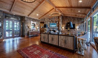 58 S Point Dr, Alexander City, AL 35010