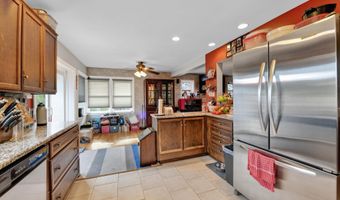 203 MAYER St, Reading, PA 19606
