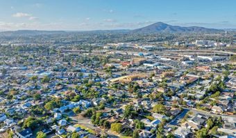 8980 Linden Ln, La Mesa, CA 91941