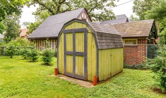 1236 Orchard Dr, Ames, IA 50010