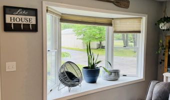 1712 Lakeview Dr, Alpena, MI 49707