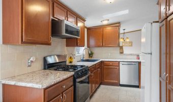 802 QUEEN ANN Rd, Amsterdam, NY 12010