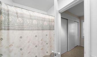 45 W 19th St, Avalon, NJ 08202