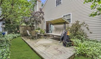 3 Sunnydale Ct, Bayville, NJ 08721
