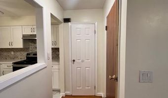 44 W 56TH St, Bayonne, NJ 07002