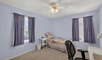 2912 McKinnon Way SW, Albuquerque, NM 87121