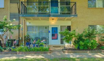 4909 AMERICANA Dr #T6, Annandale, VA 22003