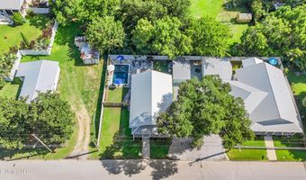 321 Saint George St, Bay St. Louis, MS 39520