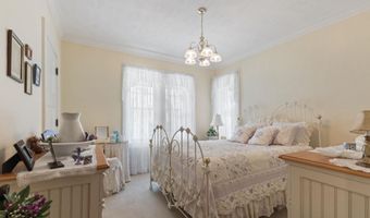 215 W Main St, Bloomfield, IN 47424