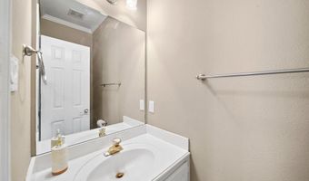 14633 Lakecrest Dr, Addison, TX 75001