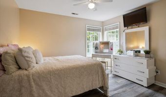 2004 Battlewood Rd, Apex, NC 27523