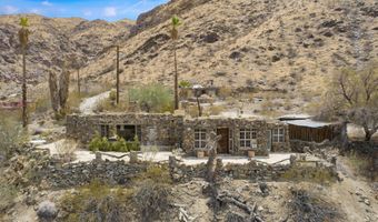 2550 S Araby Dr, Palm Springs, CA 92264