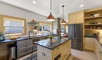 1504 Verdi St, Alameda, CA 94501