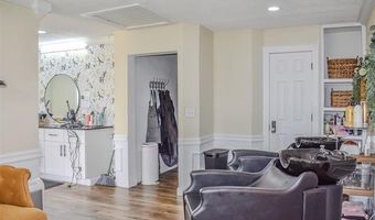 208 SW 3rd St, Antlers, OK 74523