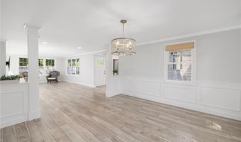 5 Lee Rd, Barrington, RI 02806