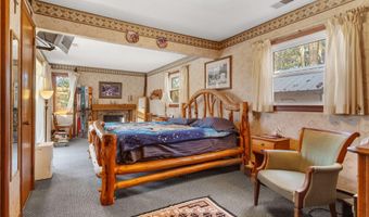 1882 Dillingham Dr, Allegan, MI 49010