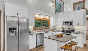 1053 Shackleburg Rd, Anderson, SC 29621