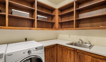 388 Exhibition Ln, Aspen, CO 81611