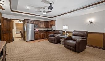 579 Chateau Bnd, Ardmore, OK 73401