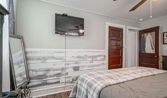 218 WALNUT St, Audubon, NJ 08106