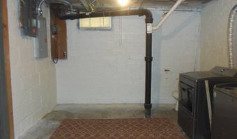 114 S 8th St, Albion, NE 68620