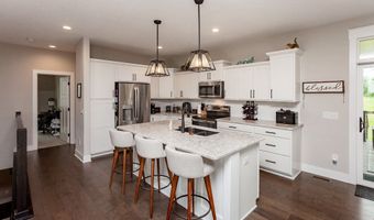 625 Meadow Rd, Adel, IA 50003