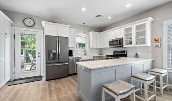 5 Ranger Ln, Arundel, ME 04046