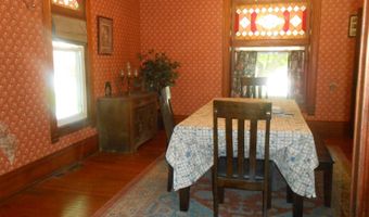 103 W Daniel St, Albany, MO 64402