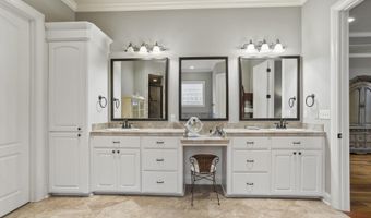 166 Woodlands Glen Cir, Brandon, MS 39047