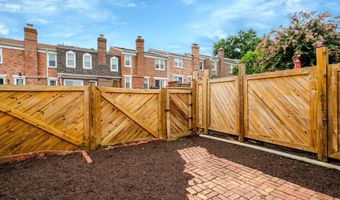 4112 CENTURY Ct, Alexandria, VA 22312