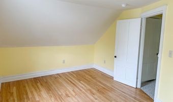 70 Pearl St, Bangor, ME 04401