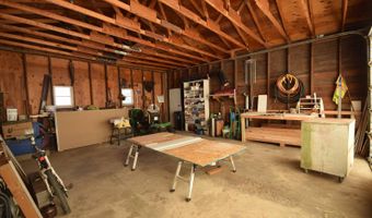 1005 6th St, Britton, SD 57430