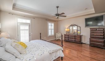 117 HARVESTER Dr, Lake Frederick, VA 22630