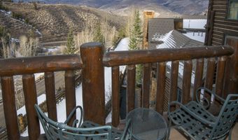 130 Daybreak Rdg Hs759, Beaver Creek, CO 81620