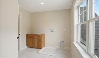413 New River Rd, Lincoln, RI 02838