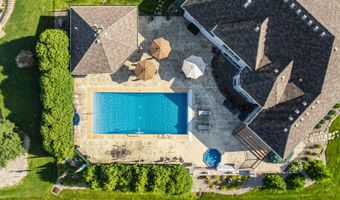 4930 Benthaven Dr E, Bargersville, IN 46106