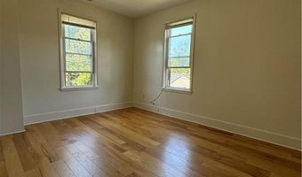 2243 W Walnut St, Allentown, PA 18104