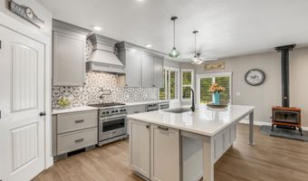 24150 NW GREEN MOUNTAIN Rd, Banks, OR 97106