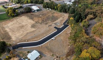 Poplar DR 10, Bingen, WA 98605