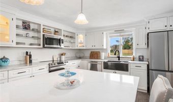 166 Gervais St, Coventry, RI 02816