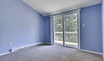 3055 Briarwood Dr, Tobyhanna, PA 18466