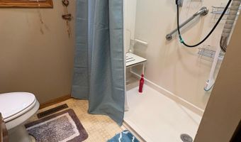 237 S Paul St, Appleton, MN 56208