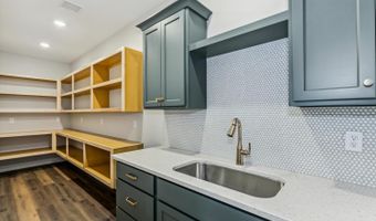 304 W Pepper Tree Rd, Andover, KS 67002