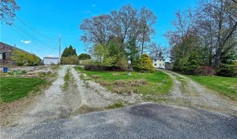 364 Camp Dixie Rd, Burrillville, RI 02859