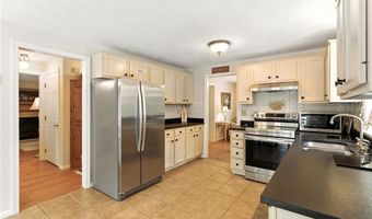 154 Black Pond Rd, Charlestown, RI 02813