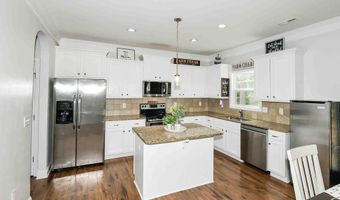 815 Paul Mccain Rd, Aberdeen, NC 28315