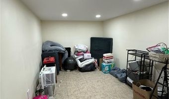 69 Whipple Ave, Cranston, RI 02920