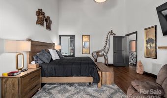 41 Ben Lippen School Rd, Asheville, NC 28806