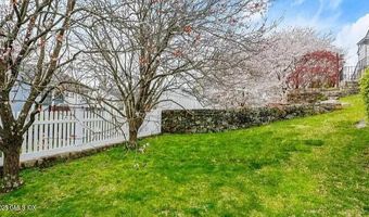 5 Christiano St 2, Cos Cob, CT 06807
