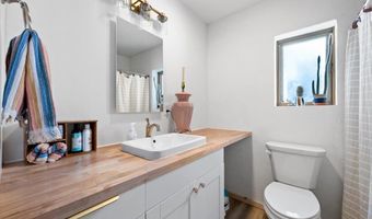716 8th Ave, Belle Fourche, SD 57717